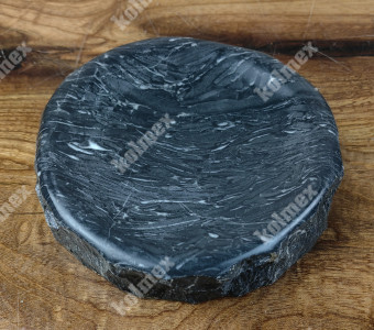 Черный мрамор с прожилками 52-М